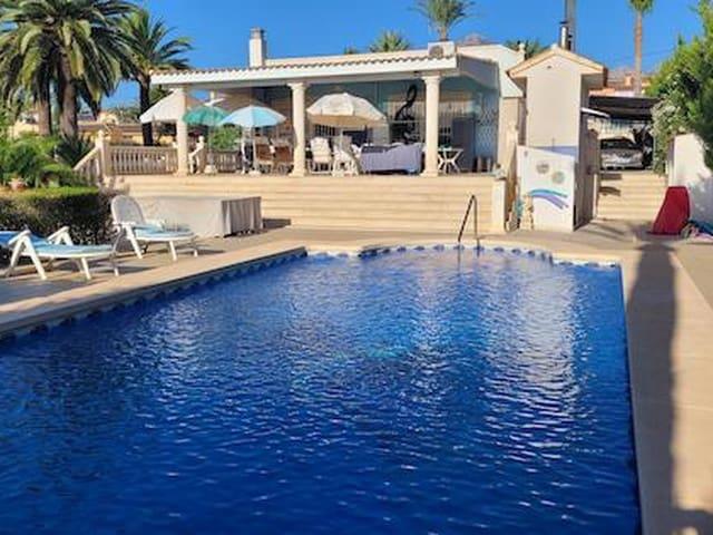 Chalet en venta en Alfaz del Pi / L'Alfàs del Pi, Alicante Costa Blanca