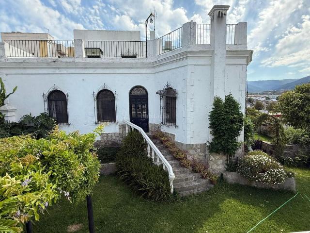 Chalet en venta en Algeciras, Casco Antiguo. CASA CON ENCANTO Y JARDÍN PRIVADO EN ALEXANDER HENDERSON. Chalets.