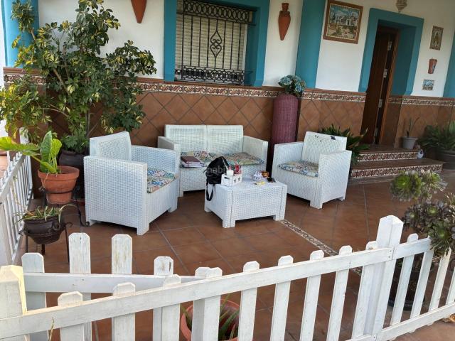 Chalet en venta en Algeciras, El Rinconcillo. CHALET EN RINCONCILLO CON PARCELA GRANDE. Chalets.