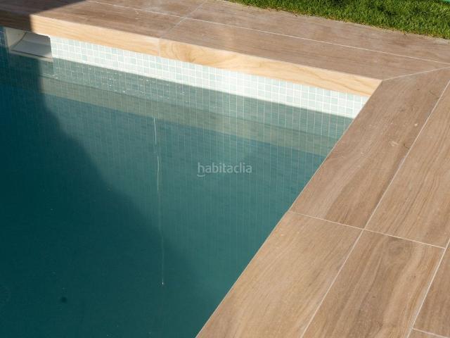 Chalet en venta en Algorfa. Villas independientes situada en La Finca Golf. Chalets.