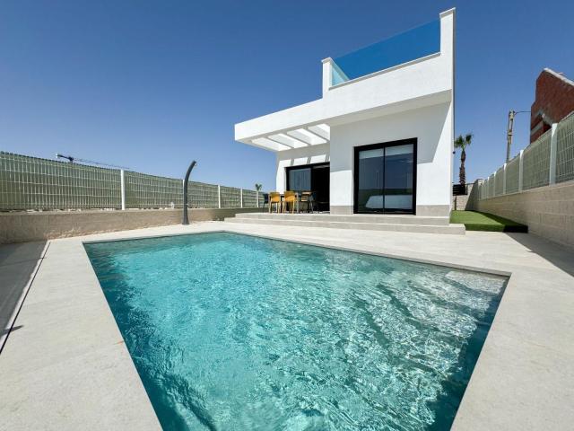Villa en venta a estrenar en Algorfa Alicante