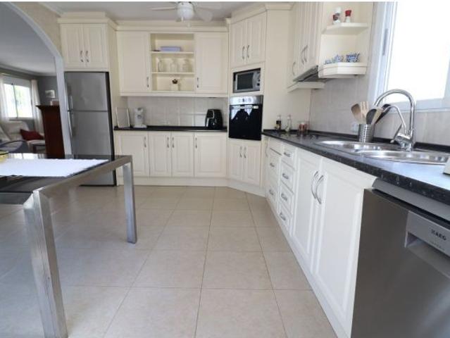 Chalet en Venta en Algorfa, Alicante