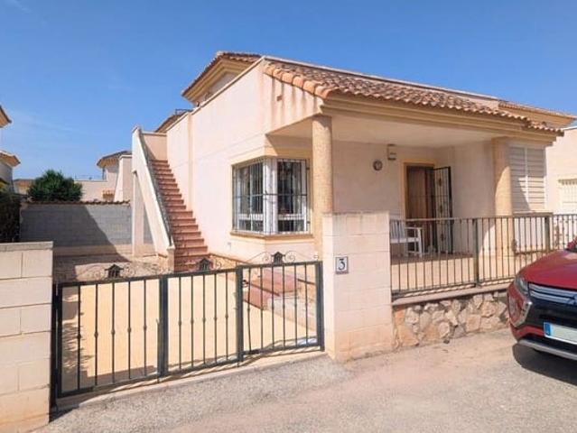 Chalet en venta en Algorfa, Alicante