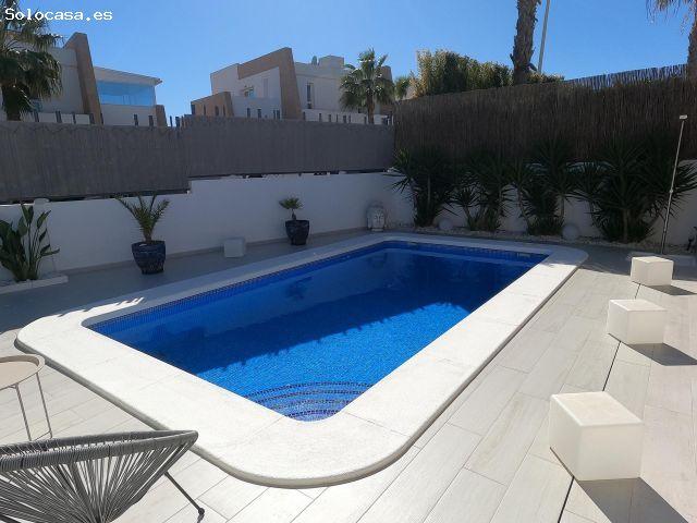 Chalet en Venta en Algorfa, Alicante