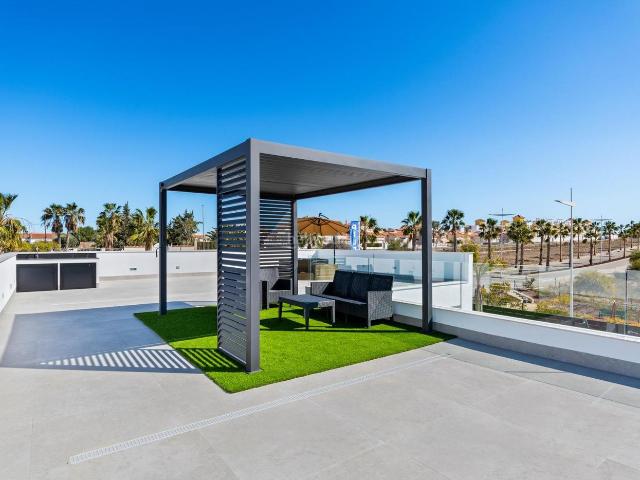 Chalet en venta en Algorfa. Chalets.