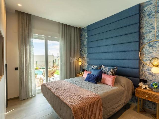 Chalet en venta en Algorfa. Chalets.