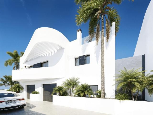 Chalet en venta en Algorfa. Chalets.