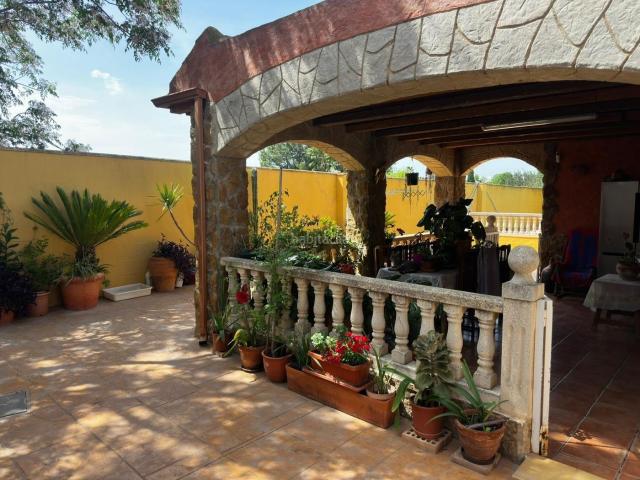 Chalet en venta en Alguazas. Casa de huerta en Alguazas. Chalets.