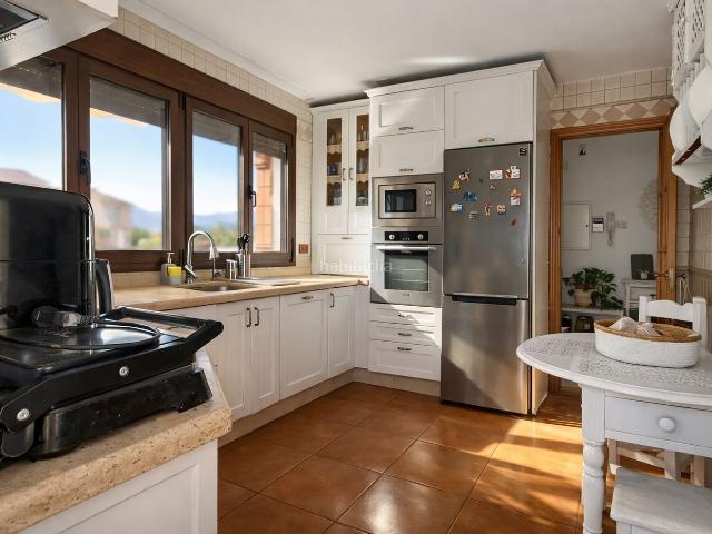 Chalet en venta en Alhaurín de la Torre, Capellanía Retamar. Casa o chalet independiente en venta en Calle Navío. Chalets Alhaurín de la.