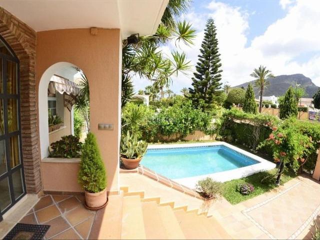 Chalet en venta en Alhaurín de la Torre, Capellanía Retamar. FANTÁSTICA VILLA DE LUJO!. Chalets Alhaurín de la.