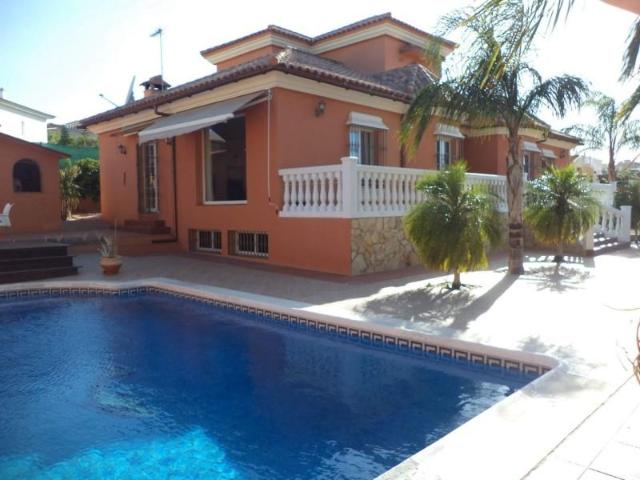 Chalet en venta en Alhaurín de la Torre, Alhaurin De La Torre