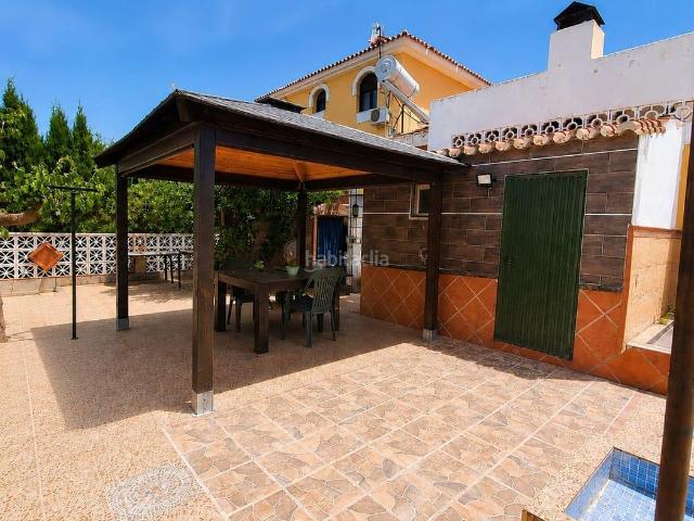 Chalet en venta en Alhaurín de la Torre, Jardines de Alhaurín Huerta Alta Fuensanguínea. Exclusivo chalet independiente en una de las urbanizaciones más prestigiosas de Alhaurín de la Torre. Chalets.