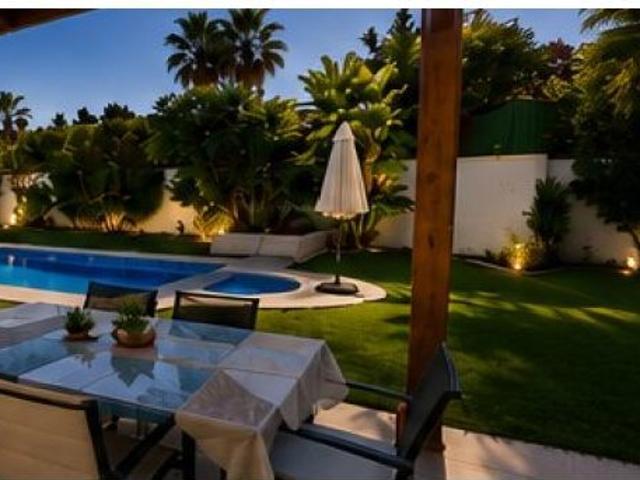 Chalet en Venta en Alhaurín de la Torre, Málaga