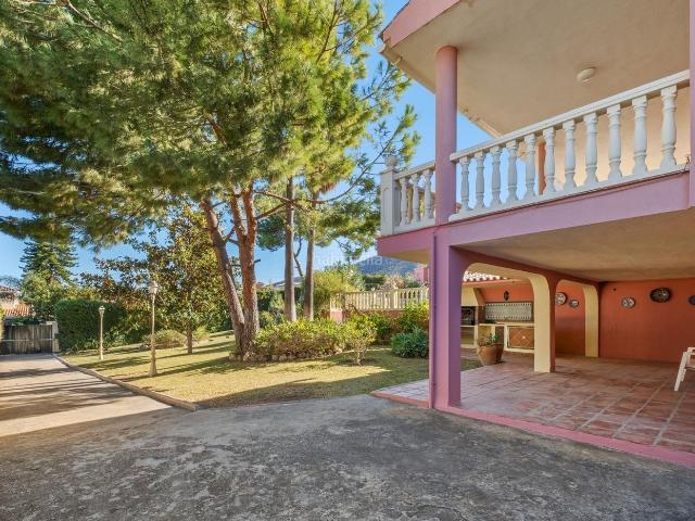Chalet en venta en Alhaurín de la Torre, Manantiales Lagar Cortijo. MAGNÍFICA VILLA INDEPENDIENTE EN LOS MANANTIALES, ALHAURIN DE LA TORRE. Chalets Alhaurín de la.