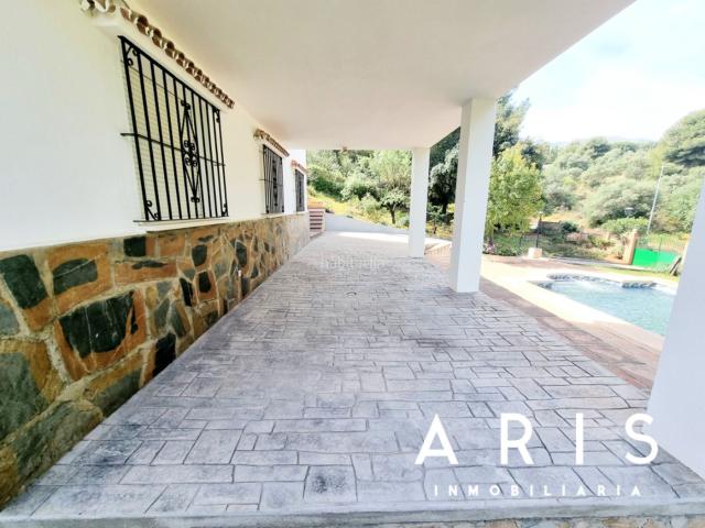 Chalet en venta en Alhaurín de la Torre, Pinos de Alhaurín. Casa o chalet independiente en venta en Pinos de Alhaurín. Chalets Alhaurín de la.
