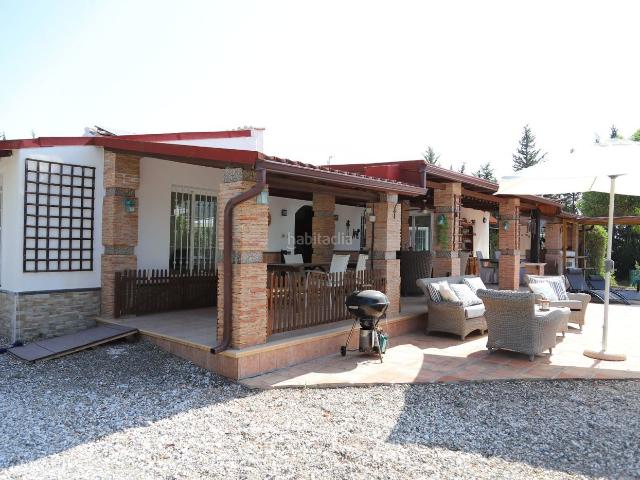Chalet en venta en Alhaurín el Grande, Centro. Villa de Lujo BB. Chalets Alhaurín el.