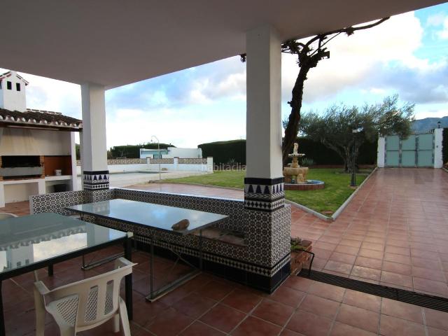Chalet en venta en Alhaurín el Grande, Centro. VILLA EN PIEGALLINA CON NAVE Y ALMACENES. Chalets Alhaurín el.