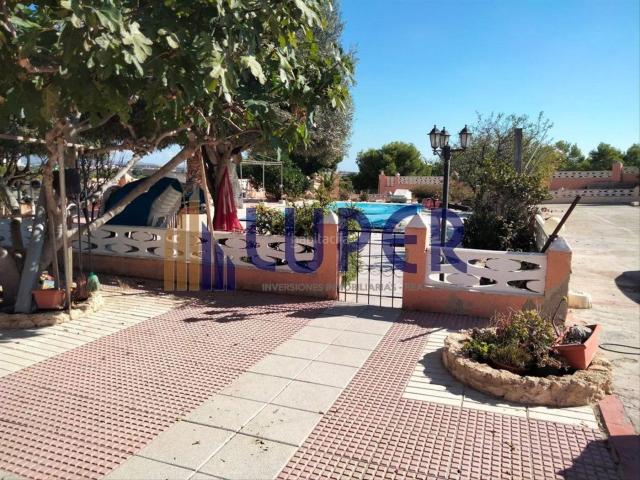 Chalet en venta en Alicante, Cañada del Fenollar. Chalet Individual en venta en Cañada del Fenollar, 5 dormitorios. Chalets.