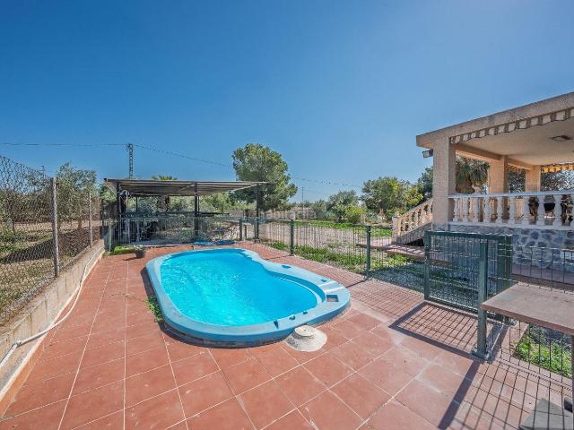 Chalet en venta en Alicante, Fontcalent. Casa en Font Calent. Chalets.