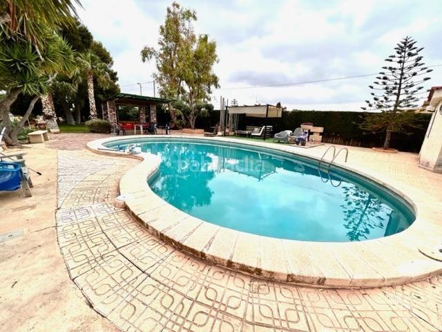 Chalet en venta en Alicante, Moralet. FANTASTICO CHALET EN EL MORALET. Chalets.