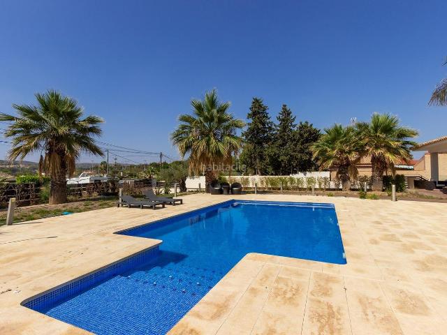Chalet en venta en Alicante, Pla de la Vallonga. Lujo, Privacidad y arquitectura en perfecta armonía. Chalets.
