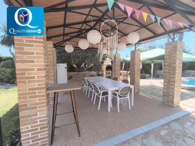 Chalet en venta en Alicante, Villafranqueza. Villa en venta en Villafranqueza, 5 dormitorios. Chalets.
