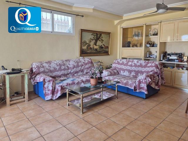 Chalet en venta en Alicante, Vistahermosa. Chalet en venta en Vistahermosa Parque Avenidas, 7 dormitorios. Chalets.