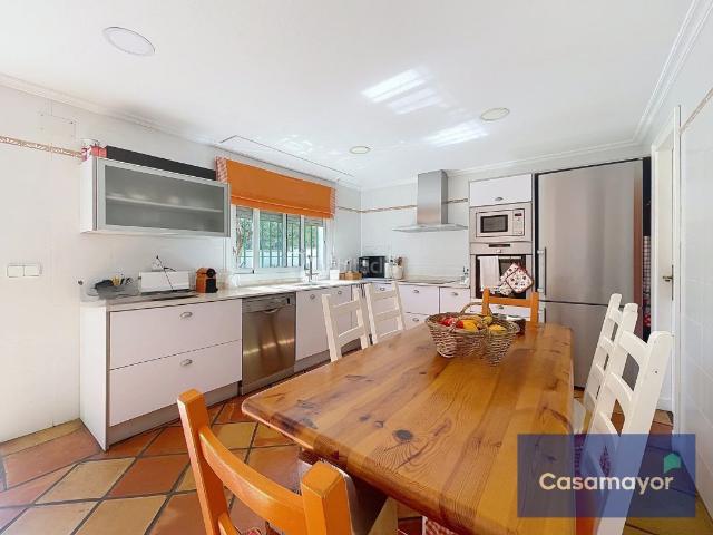 Chalet en venta en Alicante, Vistahermosa. Chalet independiente a la venta en Vistahermosa. Chalets.