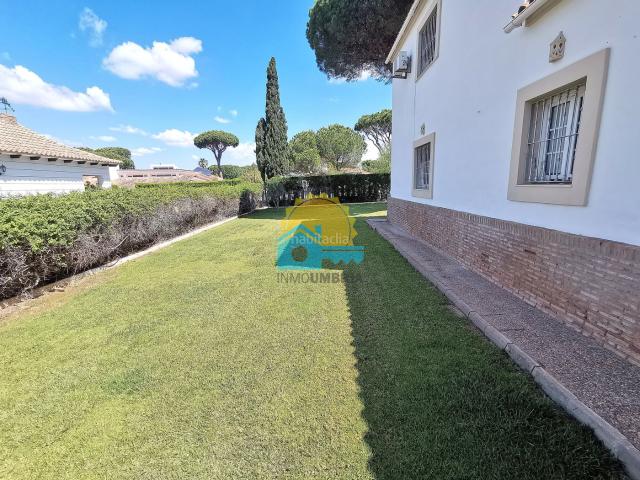 Chalet en venta en Aljaraque, Dehesa Monacilla. Chalets.