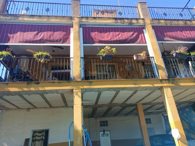 Chalet en venta en Almodóvar del Río. Chalets Almodóvar del.