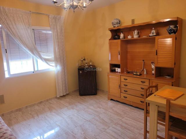 Chalet en venta en Almoguera. Preciosa casa antigua,para restaurar. Chalets.