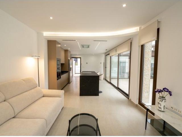 Chalet en Venta en Almoradí, Alicante
