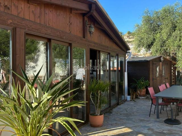 Chalet en venta en Almuñécar, Cotobro. NUDA PROPIEDAD CON USUFRUCTO TEMPORAL DE 8 AÑOS. Chalets.
