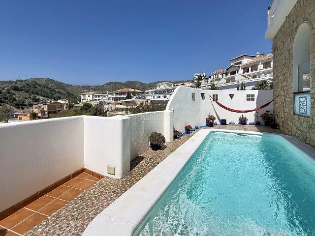 Chalet en venta en Almuñécar, Cotobro. Villa en venta en Cotobro, 4 dormitorios. Chalets.