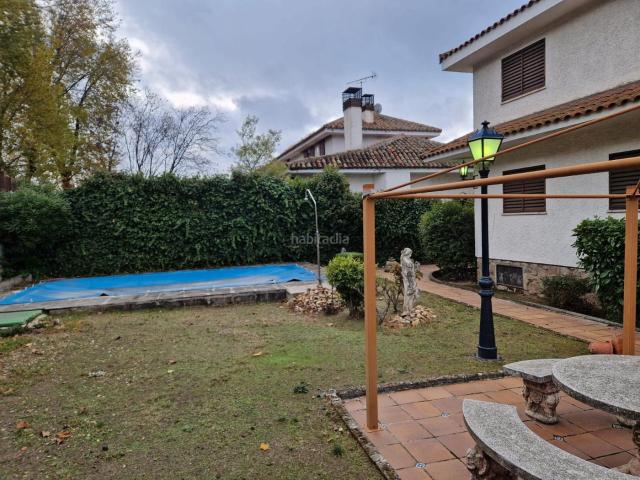 Chalet en venta en Alpedrete. Expectacular chalet independiente en Alpedrete Ven a verlo!. Chalets.