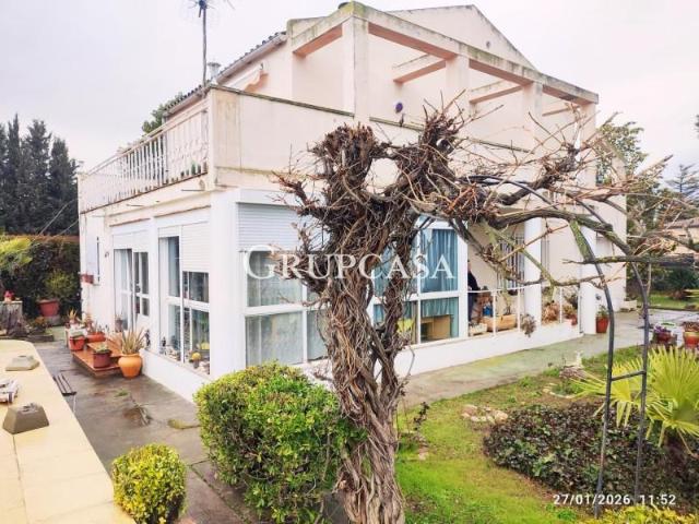Chalet en venta en Alpicat, Urb. les moreres