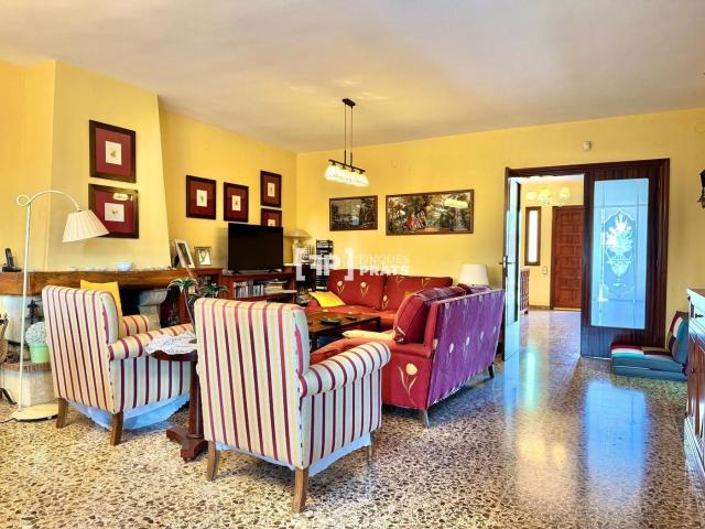 Chalet en venta en Alpicat. CHALET EN VENTA EN URBANIZACION BUENOS AIRES. Chalets.