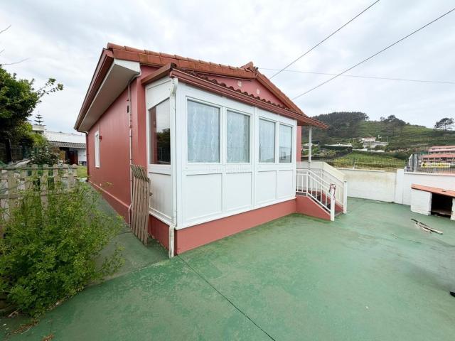 Chalet en venta en Arteixo, Loureda Lañas Barrañán. Casa Reformada y Eficiente a 50m de la Playa de Barrañán. Chalets.