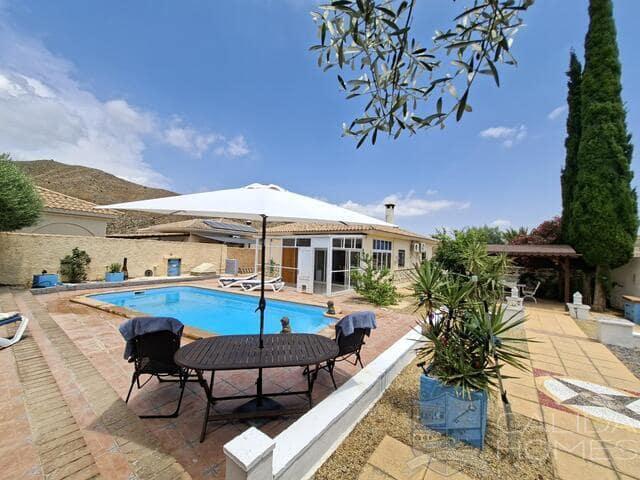 Chalet en venta en Arboleas, Almería