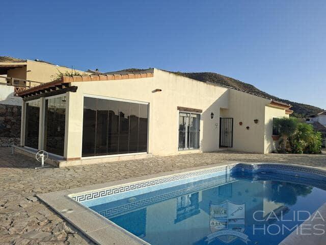 Chalet en venta en Arboleas, Almería
