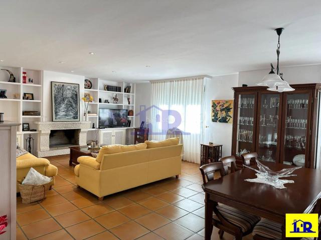Chalet en venta en Arcas del Villar. Chalet independiente en Arcas. Chalets Arcas del.