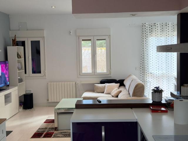Chalet en venta en Arcas del Villar. SE VENDE CHALET EN ARCAS. Chalets Arcas del.