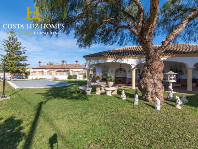Chalet en venta en Arcos de la Frontera. Two SemiDetached Houses in Arcos de la Frontera. Chalets Arcos de la.