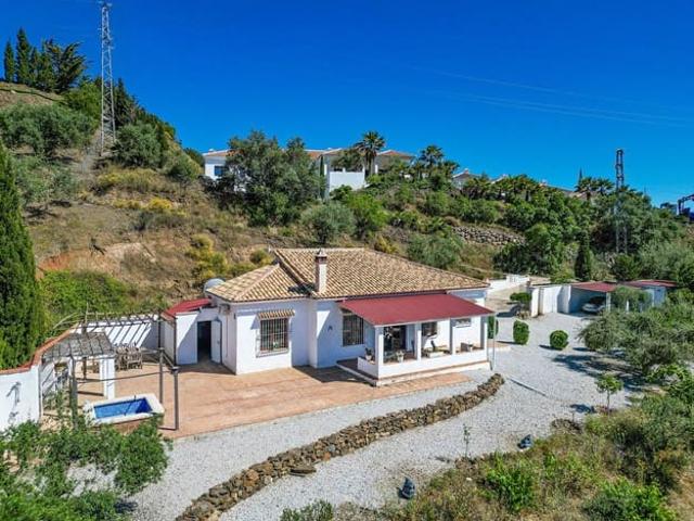 Chalet en venta en Arenas, Málaga Costa del Sol