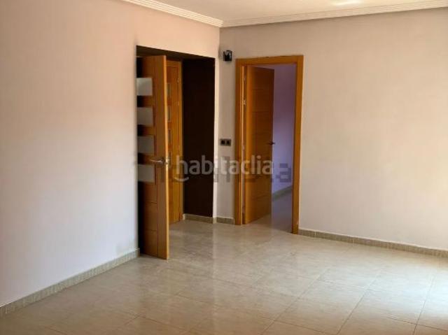 Chalet en venta en Argamasilla de Calatrava. ESPECTACULAR VIVIENDA CASI A ESTRENAR. Chalets Argamasilla de.