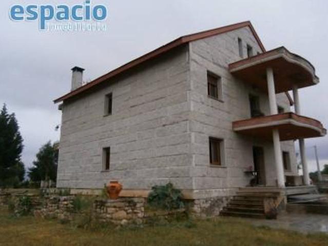 Chalet en venta en Arganza, Dehesas