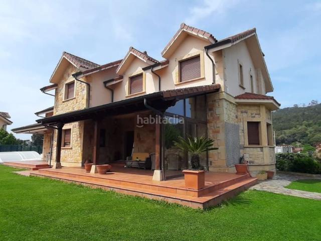 Chalet en venta en Argoños. Chalet Individual en venta en Argoños, 7 dormitorios. Chalets.