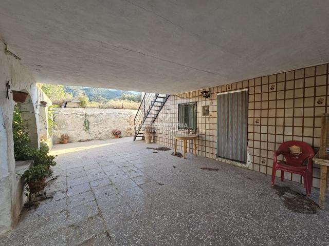 Chalet en venta en Aspe, La Serranica Sagrado Corazón. Chalet en Aspe de 140 m2 con 13.000 m2 de terreno muy bien situado. Chalets.