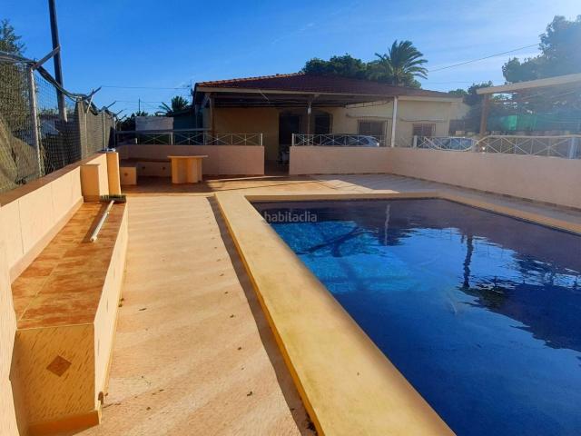 Chalet en venta en Aspe, Las Fuentes Los Cipreses. Chalets.
