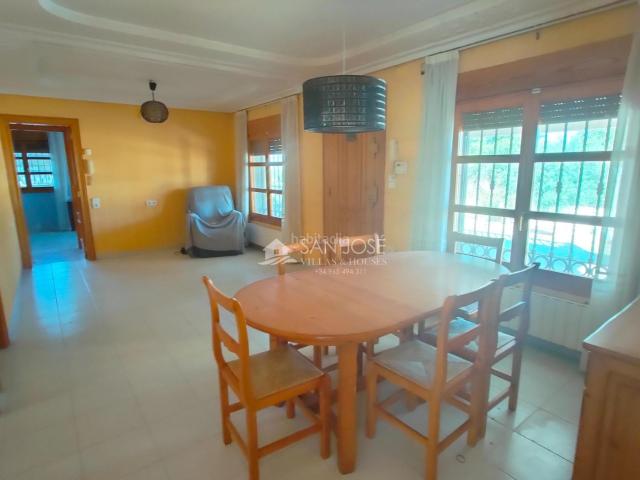 Chalet en venta en Aspe, Pedanías Este. SE VENDE CHALET CON NAVE INDUSTRIAL EN BUENA ZONA DE ASPE. Chalets.